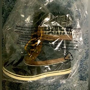 Warm Cozy boots,water and snow resistant